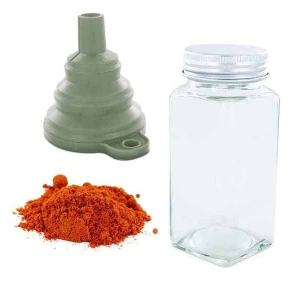 Kryddflaska i pulverform + tratt + mald paprika 40 g