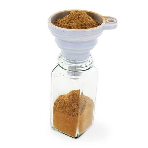 Flacon för kryddor - AROMANDISE - Krossad grön kardemumma - 50 g - Silikontratt - Hållbart glas