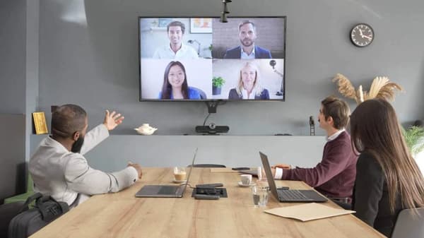 Targus All-in-One4K Conference System UK (AEM350UKZ)