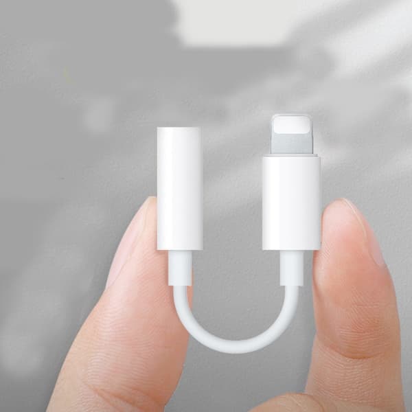 Digitaalinen salama 3,5 mm: iin - AUX - iPhone iPad iPod