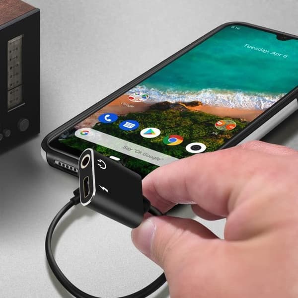 Ljud- och laddningsadapter - HL-095 - USB Type C till Jack 3.5mm - Svart - Samtidig laddning och ljud