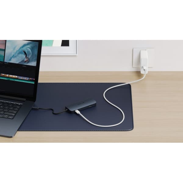 HyperDrive Next 8 Port USB-C Hub -adapter, midnattsblått