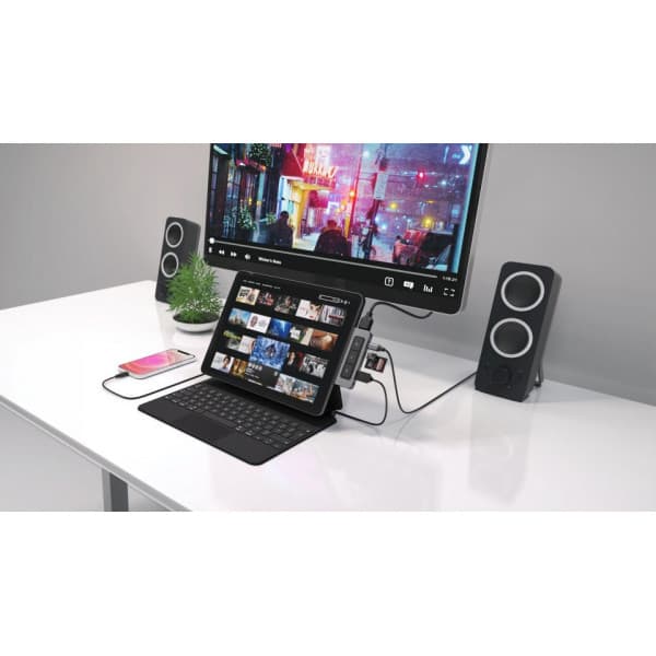 Hyper HyperDrive 6-in-1 USB-C Media Hub -adapteri