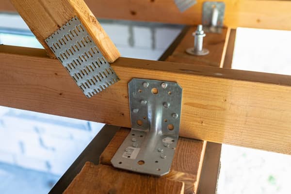 Vinkelforbindelse med perle, stålvinkel, hulholder, 70 x 70 x 40 x 2,0 mm, 10 stk.