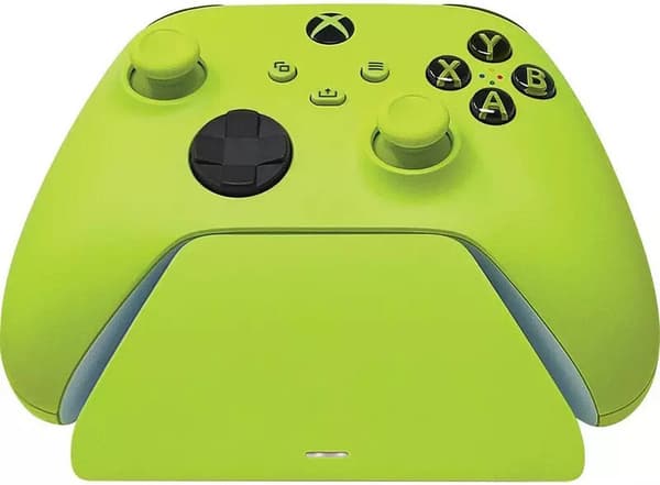 Razer Xbox Pro Charging Stand Electric Volt - Xbox (kÃ¤ytetty)