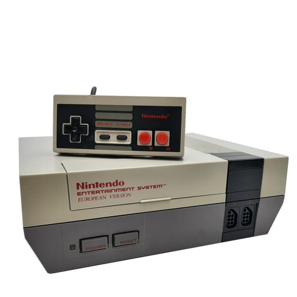 Nintendo NES 8-bit Basenhet + Super Mario Bros & Duck Hunt (Begagnad)