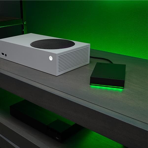 Seagate Game Drive för Xbox STKX2000400 - Hårddisk - 2 TB - extern (bärbar) - USB 3.2 Gen 1 - med 3 års Seagate Rescue-dataåterställning