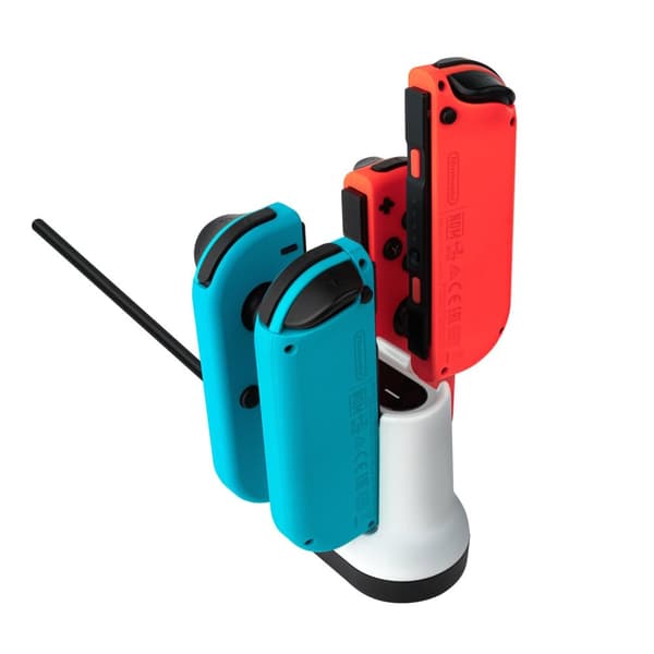 PDP Gaming Joy Con -latausjärjestelmä jopa neljälle ohjaimelle: Valkoinen - Nintendo Switch
