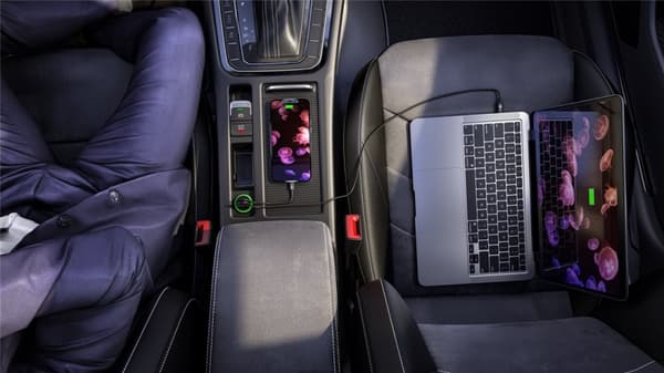 Hurtig oplader til bil med dobbelt USB-C™ PD (Power Delivery) (45 W)