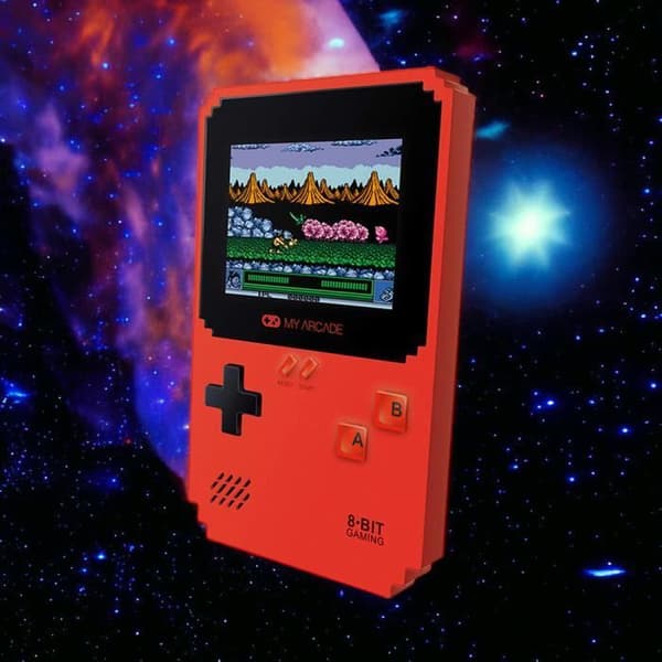Bärbar konsol - My Arcade - Pixel Classic - 300 Retrospel - 8 Data East Games - 2,75 tums LCD-skärm