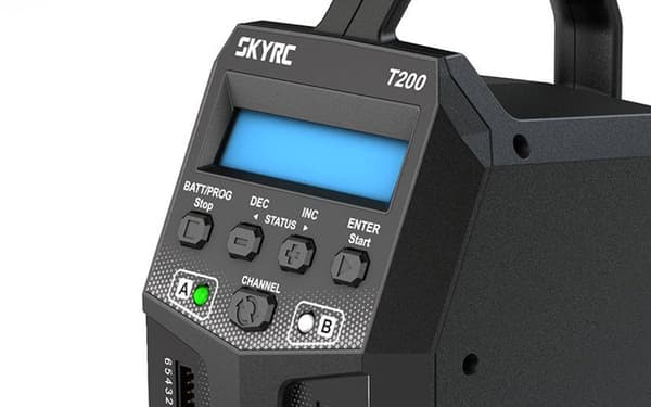 Laturi SkyRC T200 2x100W