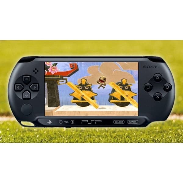 PSP Street (E1004)- USED