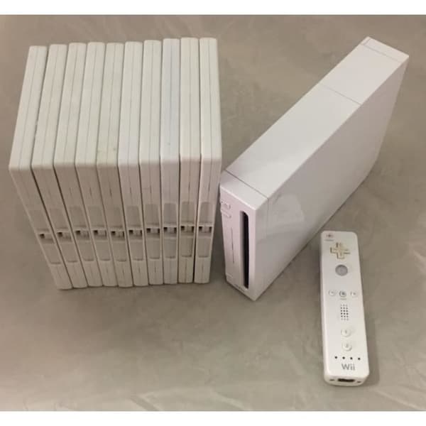 nintendo wii-konsol med 10 spel- USED