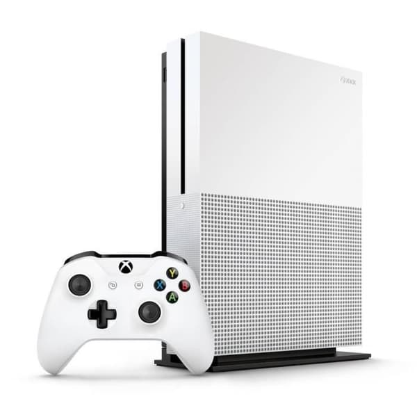 Xbox One S 1TB 2-kontroller + 14 dagars provperiod med Xbox Live Gold och 1 månaders provperiod med Game Pass- USED