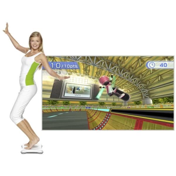 Vit Nintendo Wii-konsol + Wii Sports + Wii Fit + Balance Board Mgames62- USED