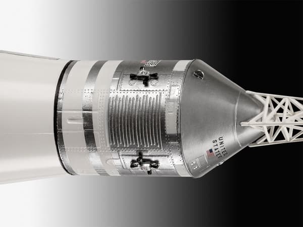 Revell 1:96 - Apollo 11 Saturn V raket