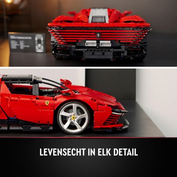LEGO Technic Ferrari Daytona SP3 - 42143