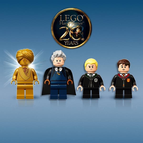LEGO Harry Potter Tylypahka: Ensimmäinen lentotunti - 76395