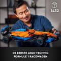 Miniatyrbillede 1 af 6: LEGO Technic McLaren Formel 1 racerbil - 42141