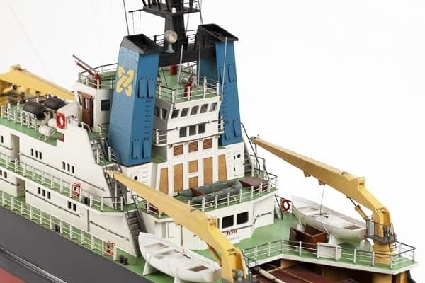 Billing Boats 1:75 Smit Rotterdam - wooden hull