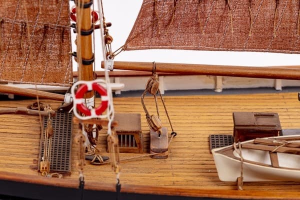 Billing Boats 1:50 FD 10 Yawl -Wooden hull