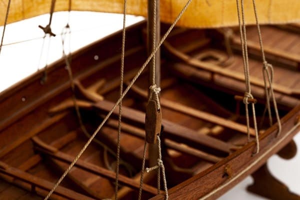Billing Boats 1:25 Roar Ege  -Wooden hull