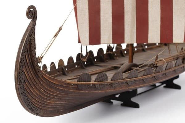 1:25 Oseberg Special -Wooden hull
