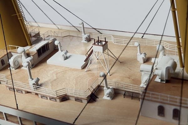 Billing Boats 1:144 RMS Titanic Complete -Wooden hull