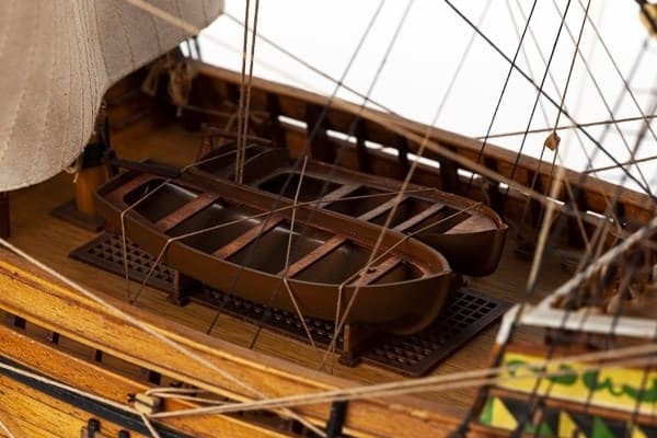 Billing Boats 1:60 Mayflower -Wooden hull