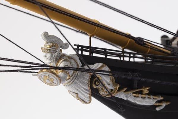 1:100 HMS Warrior - Skrog i tre