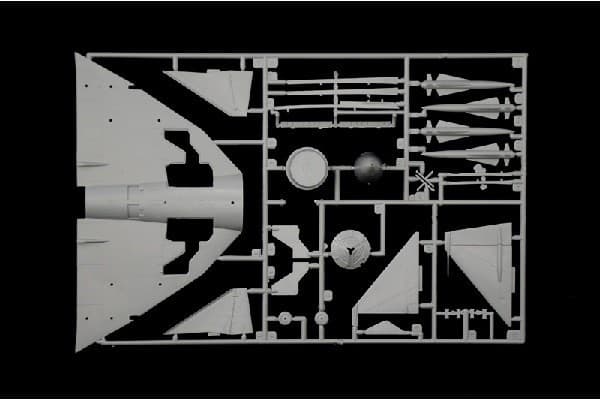 Italeri 1:48 SAAB JA 37 Jaktviggen