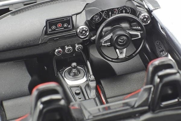 Tamiya 1:24 Mazda MX-5 RF
