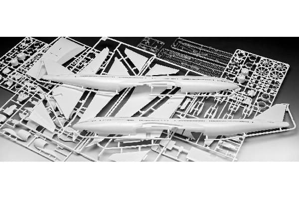 Revell Boeing 747-8 Lufthansa'New Liver