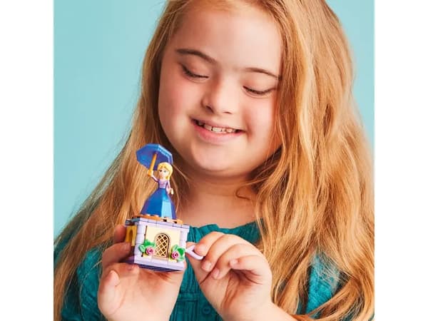 LEGO Disney 43214 Snurrande Rapunzel
