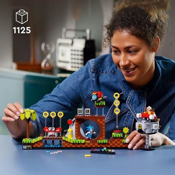 LEGO® Idéer 21331 Sonic the Hedgehog™ – Green Hill Zone, videospelsnivå, byggsats, presentidé