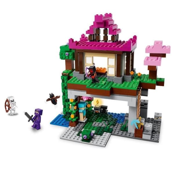 LEGO 21183 Minecraft träningsläger, leksak med ninja-minifigurer, skelett, med hus, present för pojkar och flickor från 8 år och uppåt