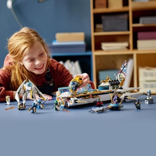 LEGO® 71756 NINJAGO® The Hydro Bounty – Ubåt med Kai och Nya minifigurer, Ninja Toy för barn från 9 år och uppåt