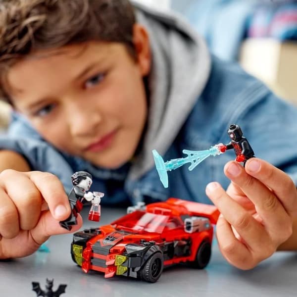 LEGO® Marvel Miles Morales vs. Morbius (76244)