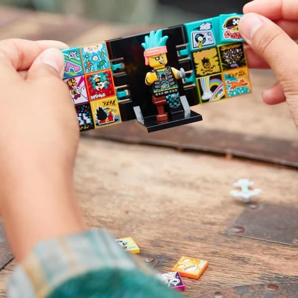 LEGO® 43103 VIDIYO™ Punk Pirate BeatBox Music Video Maker, Musical Toy, Augmented Reality Set-app med minifigur