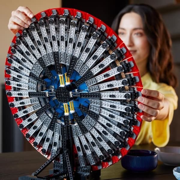 LEGO® Marvel 76262 Captain America's Shield, Avengers Model Kit för vuxna med Thor's Hammer