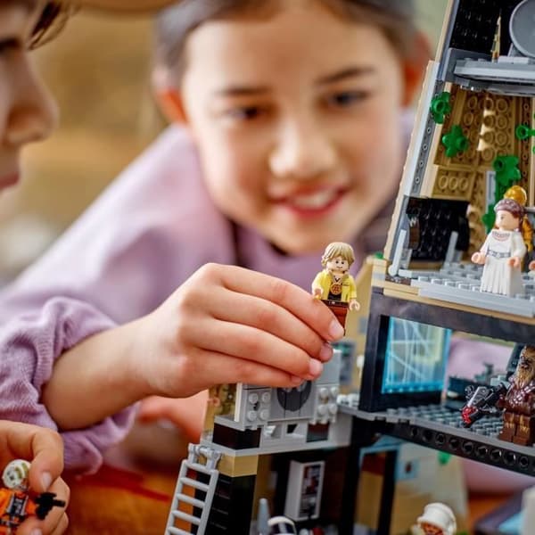 LEGO® Star Wars 75365 rebellbas Yavin 4 leksak med 10 minifigurer inklusive Luke Skywalker, prinsessan Leia