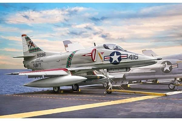 ITALERI 1:48 A-4E/F/G Skyhawn