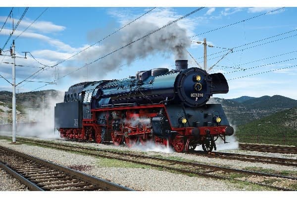 Revell Express locomotive 03 class with tender 1:87