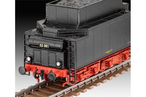 Revell Express locomotive BR 02 & Tender 2'2'T30