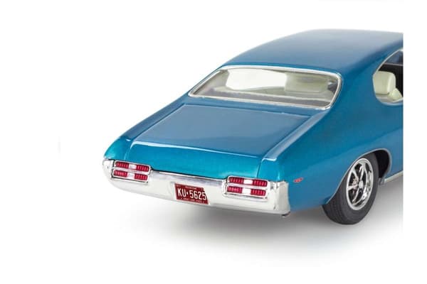 Revell 69 Pontiac GTO 'The Judge' 2N1 1:24