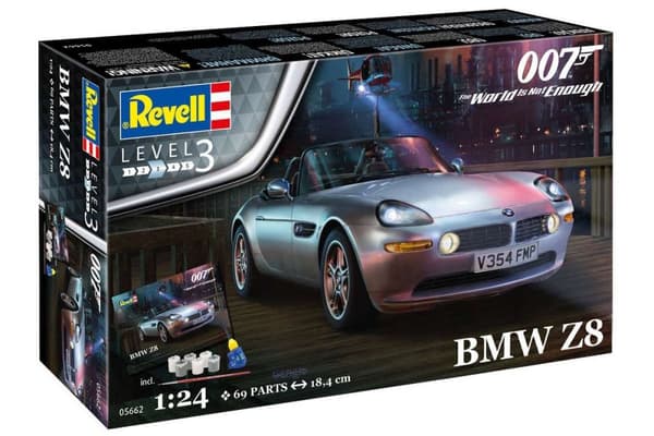 Revell James Bond 'BMW Z8' 1:24 gift set