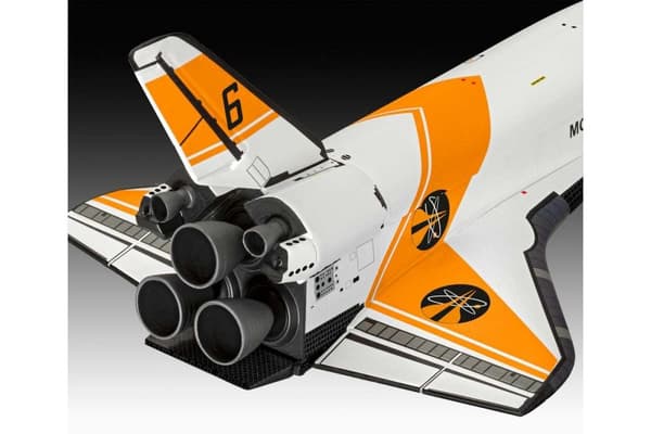 Revell James Bond 'Moonraker' 1:144 gift set