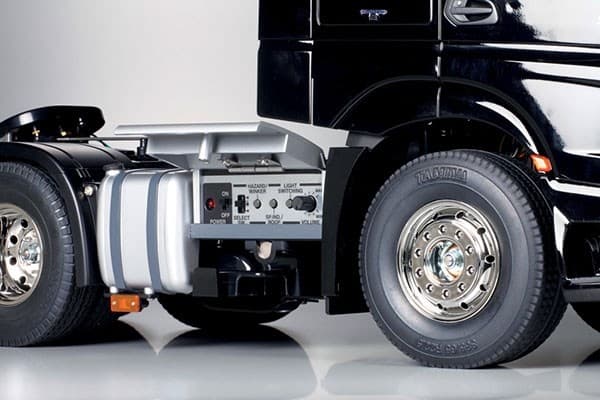 TAMIYA 1/14 Mercedes Actros 3363 GigaSpace