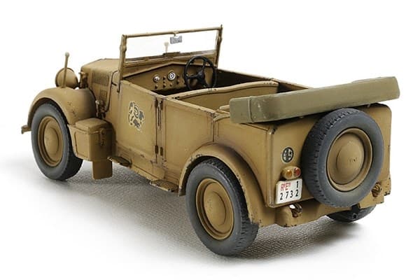 TAMIYA 1/35 Italian/German 508CM 'Coloniale' Staff Car
