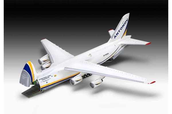 Revell Antonov An-124 Ruslan 1:144